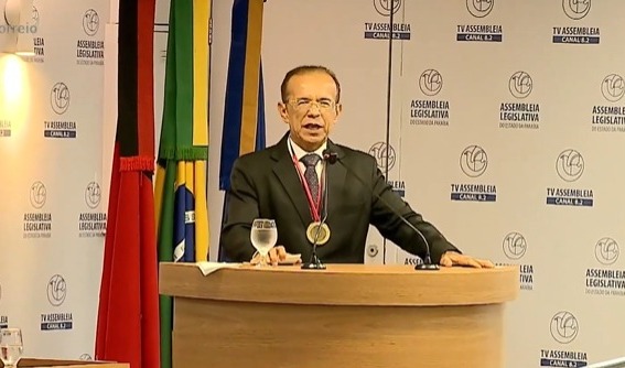 Hermes de Luna é agraciado com a Medalha de Mérito Jornalístico pela Assembleia Legislativa da Paraíba