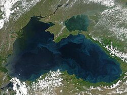 Ucrânia intensifica conflito no Mar Negro enquanto o mundo observa o Irã