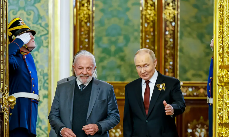 Lula e Putin discutem relações comerciais e questões geopolíticas